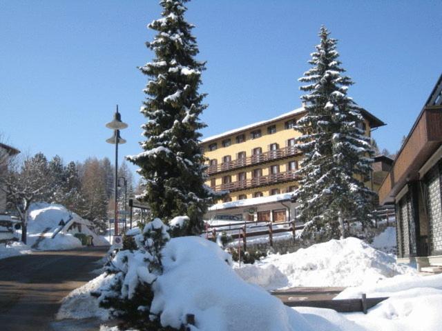 Life Hotels Des Alpes Folgaria Kültér fotó