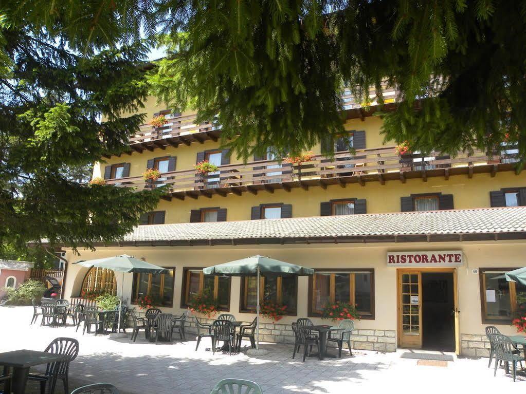 Life Hotels Des Alpes Folgaria Kültér fotó